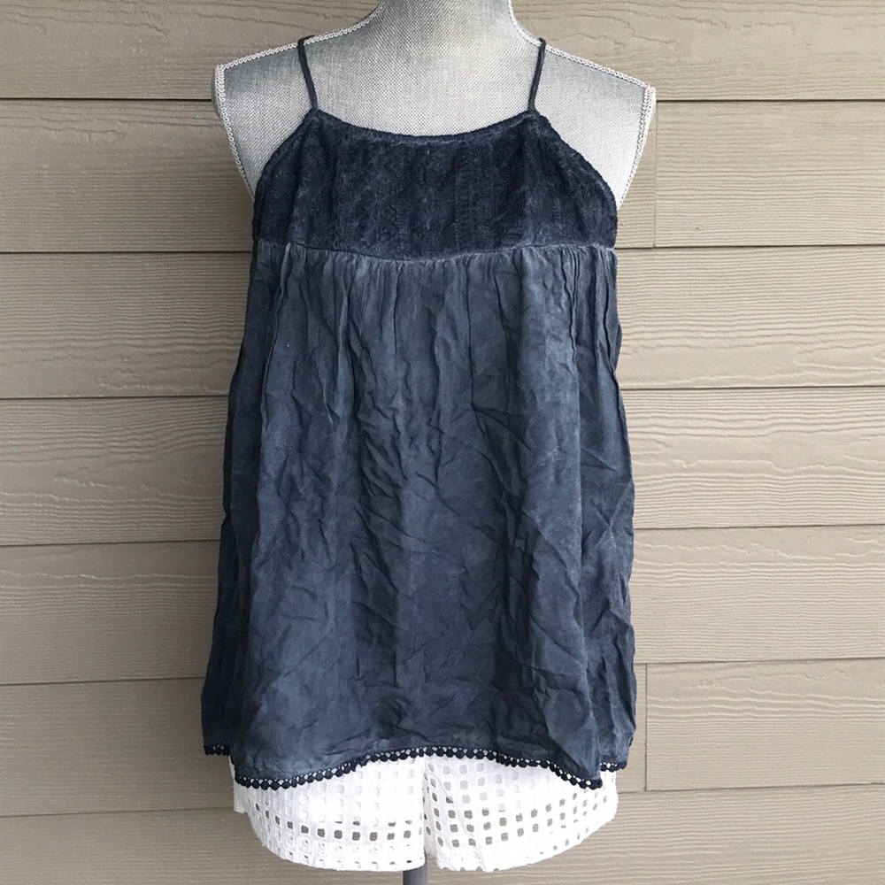 Cute and cozy top size M